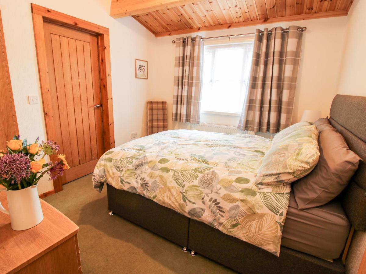 The Log Cabin Tenbury Exterior photo